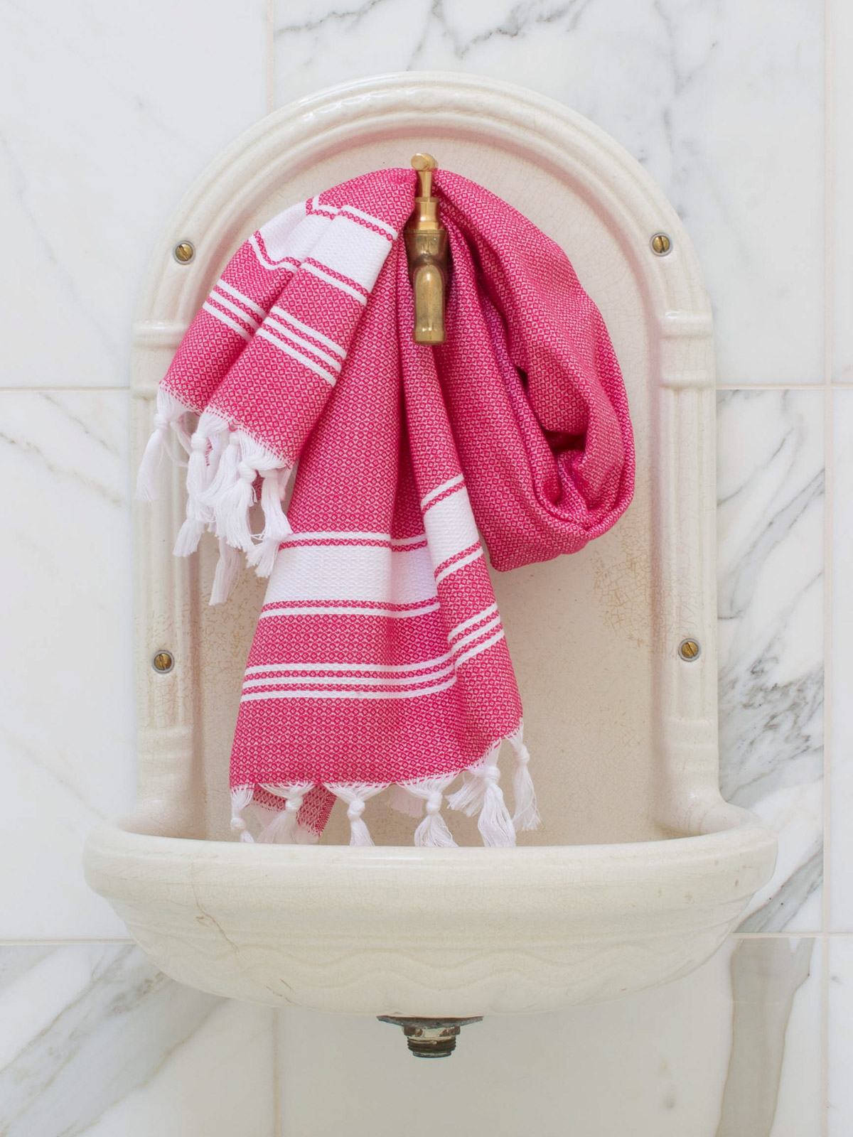 hammam towel ruby red/white